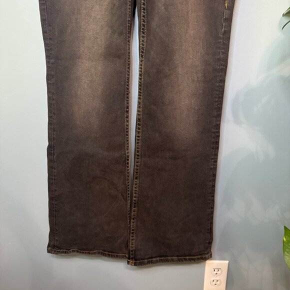 H&M Divided Low Rise Flare Jeans. Brown Washed. NWT. Size 8 - Picture 4 of 10